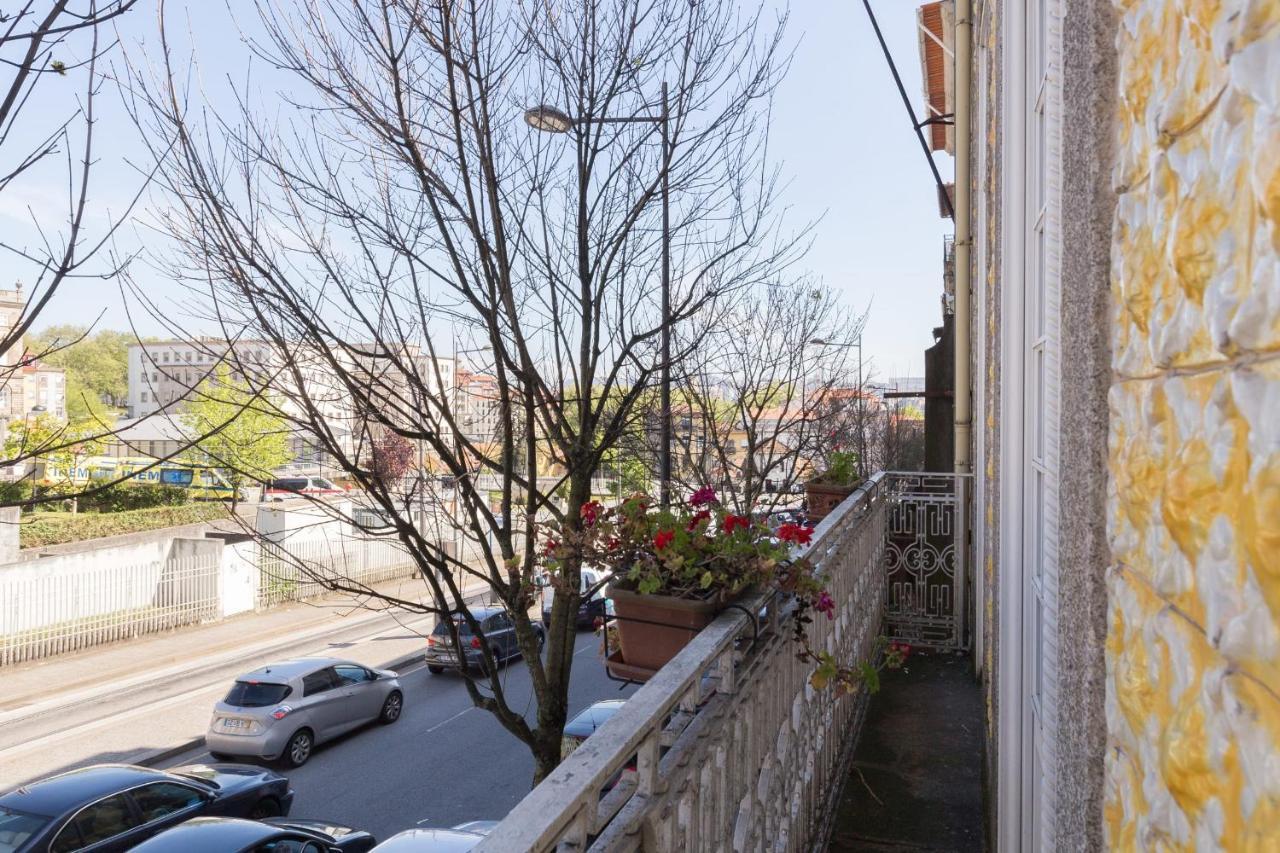 Guestready - Ayres Studio W Balcony Garden Porto Dış mekan fotoğraf